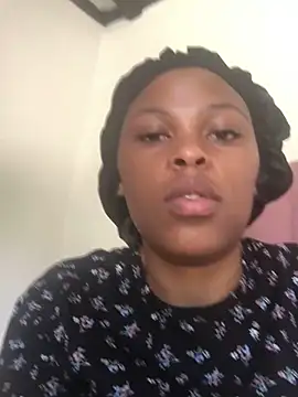 Snapshot of Bubbles156 chatting on 02.05.26 Bubbles156 online show from 02.05.26