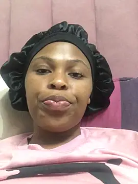 Snapshot of Bubbles156 chatting on 02.16.26 Bubbles156 online show from 02.16.26