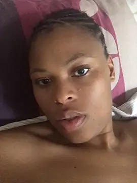 Snapshot of Bubbles156 chatting on 02.24.26 Bubbles156 online show from 02.24.26