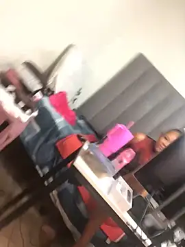 Snapshot of Bubbles156 chatting on 02.25.26 Bubbles156 online show from 02.25.26