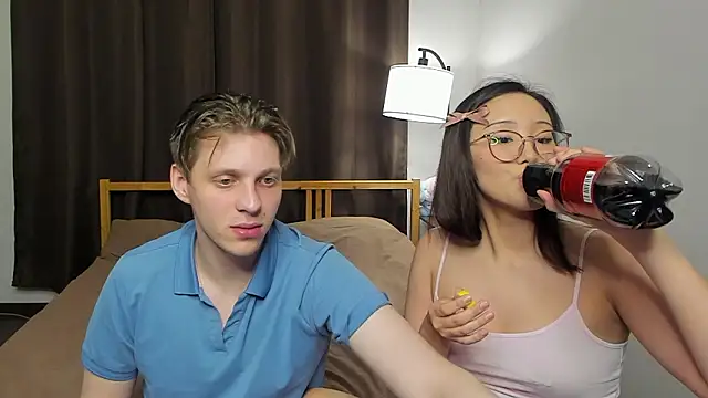 Blossomandbee online show from 03.23.26