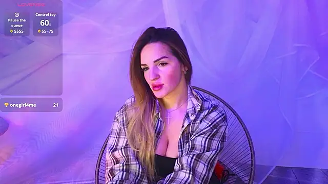 Snapshot of LustLagoon chatting on 02.10.26 LustLagoon online show from 02.10.26