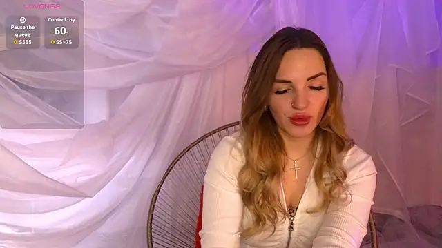 Snapshot of LustLagoon chatting on 02.12.26 LustLagoon online show from 02.12.26