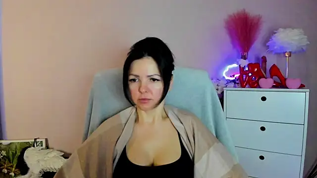 Mollybloom40 online show from 03.26.26