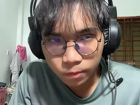 kave2033 online show from 11.25.25