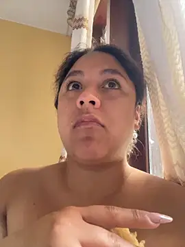 Snapshot of Techi0525 chatting on 11.19.25 Techi0525 online show from 11.19.25