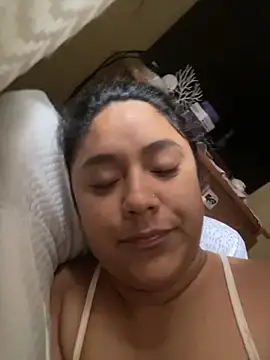 Snapshot of Techi0525 chatting on 11.21.25 Techi0525 online show from 11.21.25