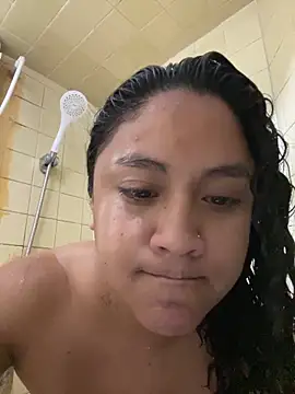 Snapshot of Techi0525 chatting on 12.04.25 Techi0525 online show from 12.04.25