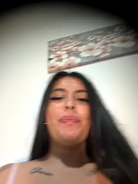 Snapshot of I_Amvictoria chatting on 10.18.25 I Amvictoria online show from 10.18.25