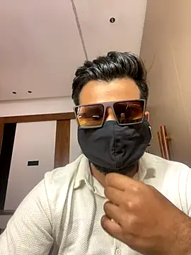 Notme 09 online show from 10.21.25