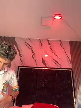 SsexCouplee online show from 04.24.26