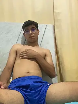 Muchachito18 online show from 10.24.25