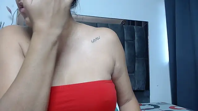 Salmma Milf online show from 12.16.25