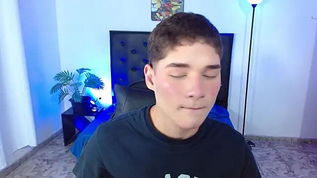 Snapshot of Mattass18 chatting on 02.05.26 Mattass18 online show from 02.05.26