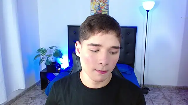 Snapshot of Mattass18 chatting on 02.12.26 Mattass18 online show from 02.12.26