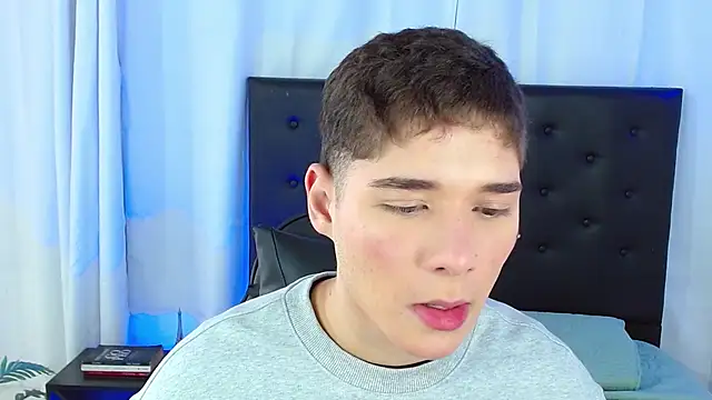 Snapshot of Mattass18 chatting on 02.18.26 Mattass18 online show from 02.18.26