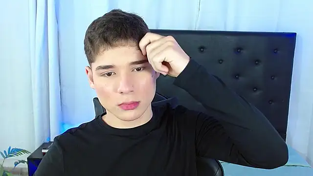 Snapshot of Mattass18 chatting on 02.19.26 Mattass18 online show from 02.19.26