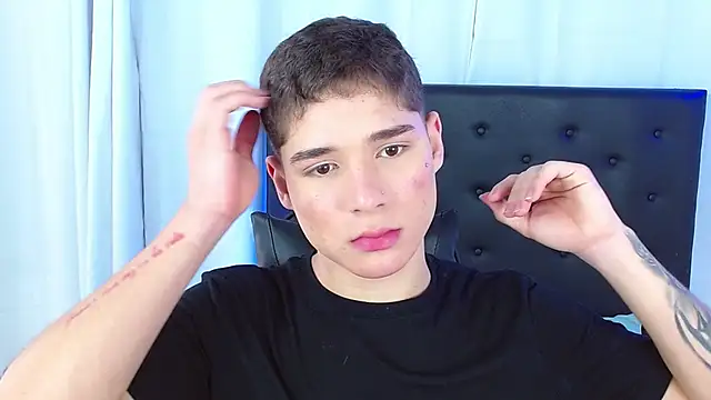 Snapshot of Mattass18 chatting on 02.27.26 Mattass18 online show from 02.27.26