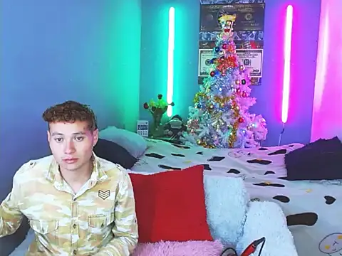 Latin boysxxxx online show from 11.27.25