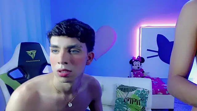 Twinks boyss  online show from 10.15.25
