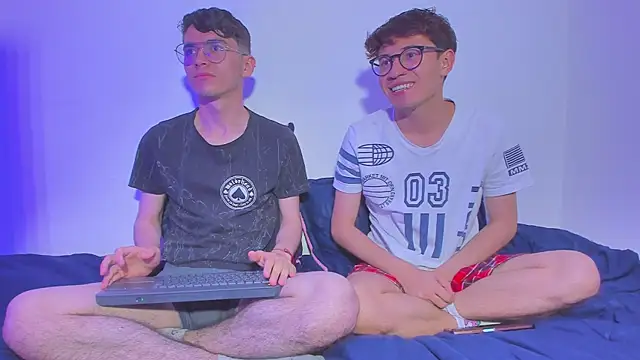 Snapshot of dani_angel_dark chatting on 11.15.25 dani angel dark online show from 11.15.25