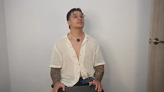 Dominick walker online show from 03.21.26