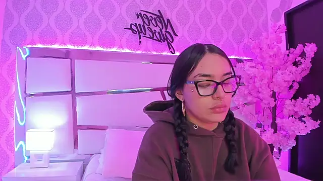 DevoraCarther online show from 11.04.25