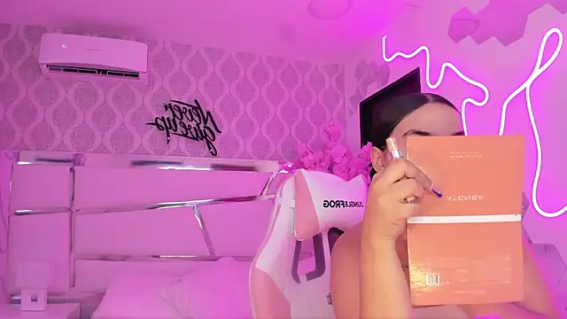 DevoraCarther online show from 11.17.25