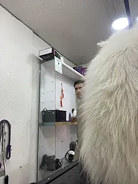 Snapshot of Leonardmoppet chatting on 11.02.25 Leonardmoppet online show from 11.02.25