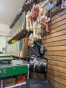 Snapshot of Leonardmoppet chatting on 11.14.25 Leonardmoppet online show from 11.14.25