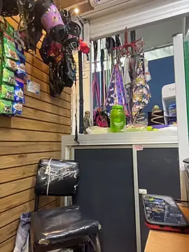 Snapshot of Leonardmoppet chatting on 11.24.25 Leonardmoppet online show from 11.24.25