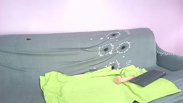 Snapshot of Cottons_Candys chatting on 11.11.25 Cottons Candys online show from 11.11.25