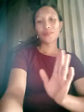 Snapshot of Cherry-suri chatting on 10.15.25 Cherry-suri online show from 10.15.25