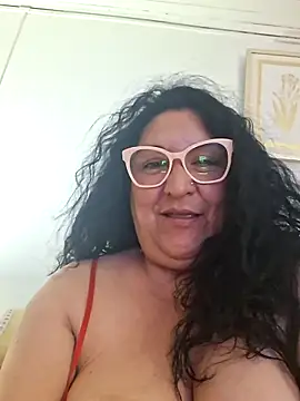 Caritovivi online show from 10.16.25