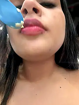 Lucianacuoper online show from 11.21.25