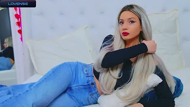 AriannaSins online show from 02.20.25