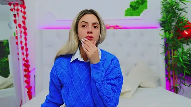 AriannaSins online show from 02.26.25