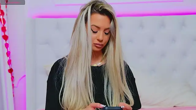 AriannaSins online show from 02.27.25