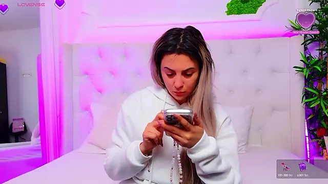 AriannaSins online show from 02.21.26