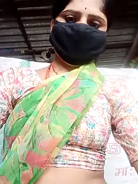 Snapshot of Rajni_chauhan chatting on 11.04.25 Rajni chauhan online show from 11.04.25