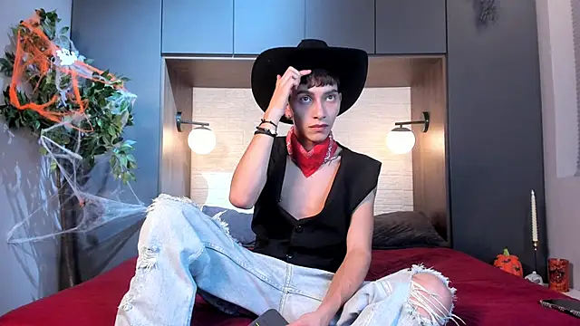 Tiam muller online show from 10.31.25