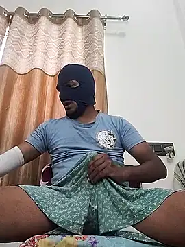 Snapshot of Mysterious_Prince chatting on 11.14.25 Mysterious Prince online show from 11.14.25