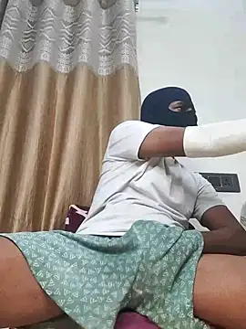 Snapshot of Mysterious_Prince chatting on 12.02.25 Mysterious Prince online show from 12.02.25