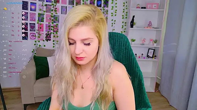 cold blondie online show from 03.15.26