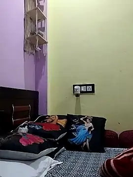 Snapshot of Jyoti-Love-143 chatting on 12.14.25 Jyoti-Love-143 online show from 12.14.25