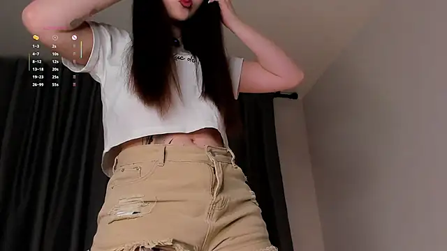 NadiaGnegy online show from 10.27.25