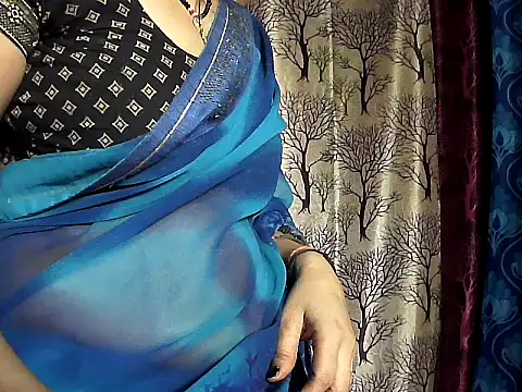 Snapshot of diksha--s chatting on 11.07.25 diksha--s online show from 11.07.25