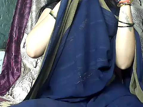 Snapshot of diksha--s chatting on 11.27.25 diksha--s online show from 11.27.25