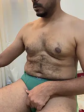 Handsome8677 online show from 04.14.26