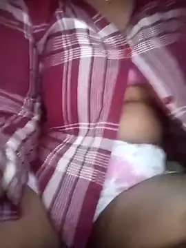 Snapshot of mallugrl_indian chatting on 11.25.25 mallugrl indian online show from 11.25.25